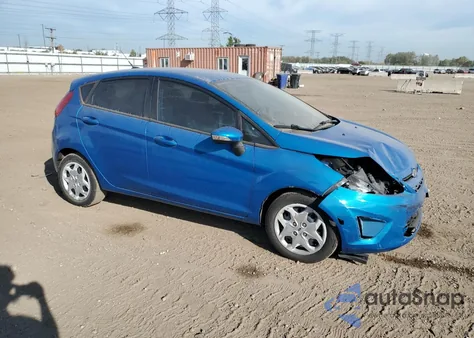 2013 Ford Fiesta Se z USA, uszkodzony, nr VIN 3FADP4EJ1DM224408